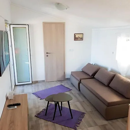 Kovac Appartement Vir