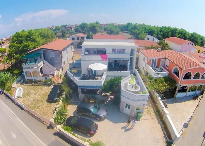 Kovac Apartman Vir